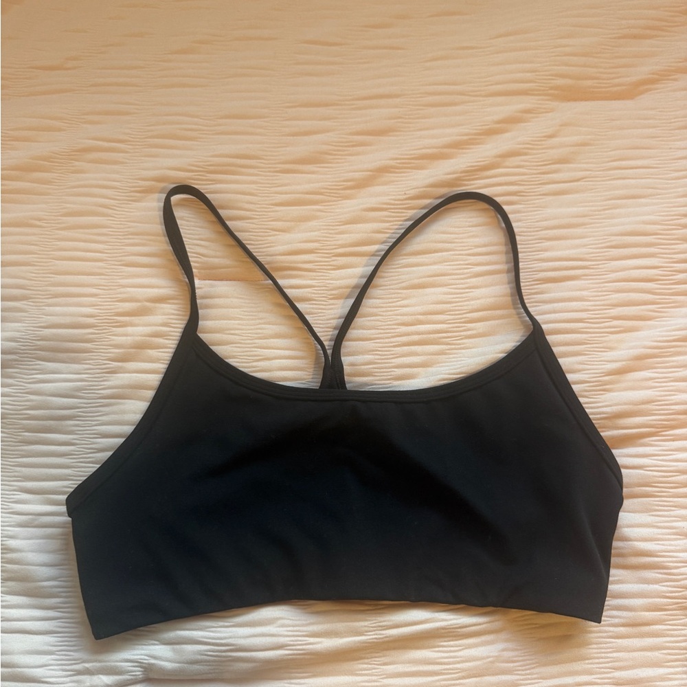 Vuori Classic Black Sports Bra